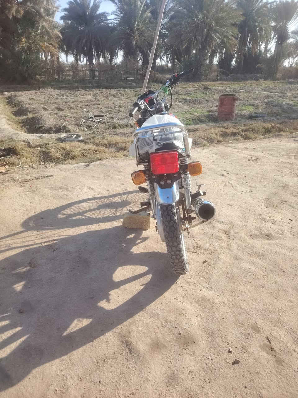 دراجه للبيع عنوان الديوانيه قضاء الشنافيه لاستفسار اتصل ***********
