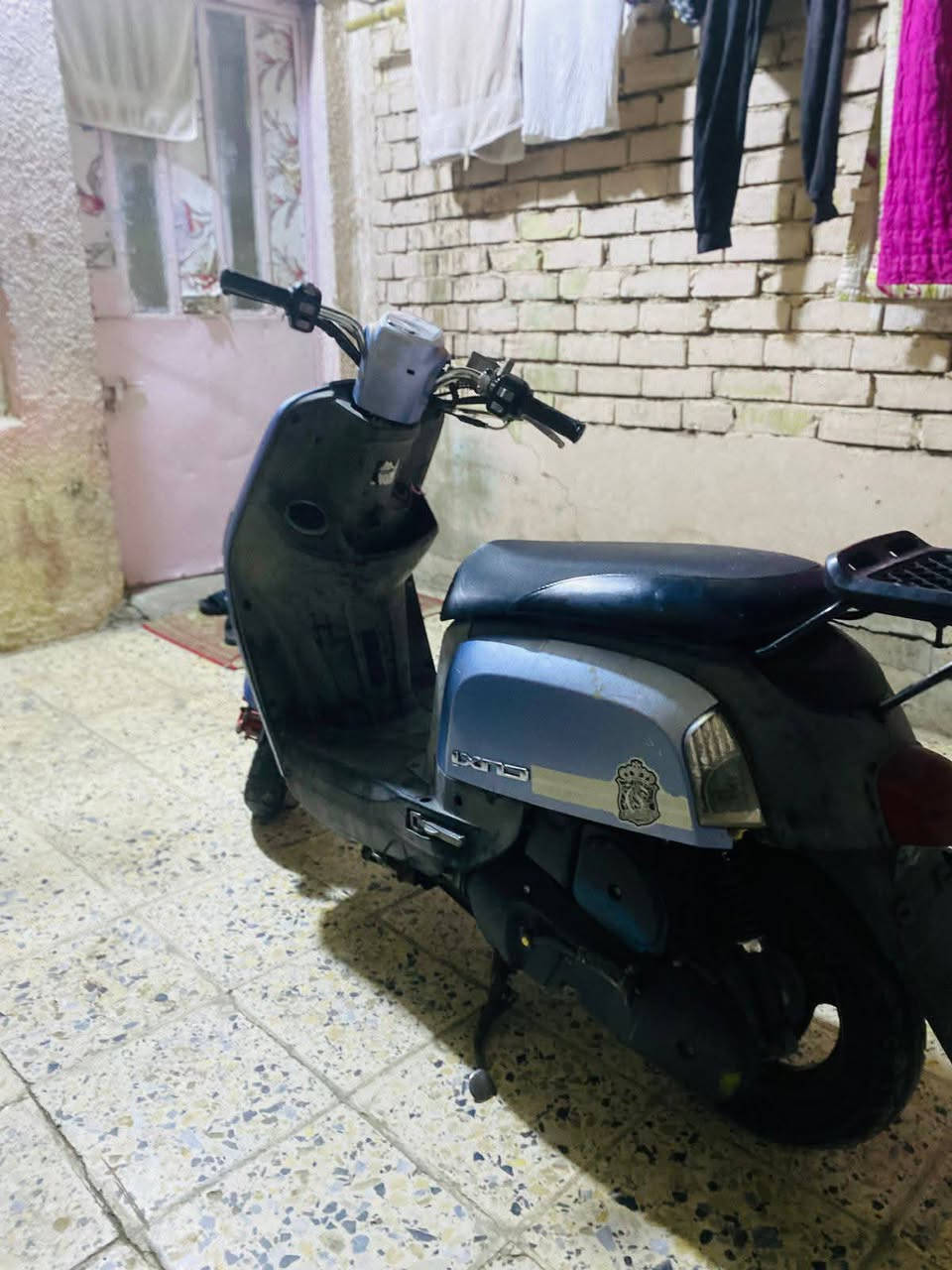 السلام عليكم دراجة ماكس بوليس فول دراجة كله حتم واحد نكره سلف برغي ما مفتوح كهربيات كله شغاله إشارة يمنه يسله اكلوب عداد كلهة شغالة جيب وياك فيتر وتعال السعر(600) وبيه مجال( المكان بغداد مدينه الصدر )الرقم واتساب 《***********》
