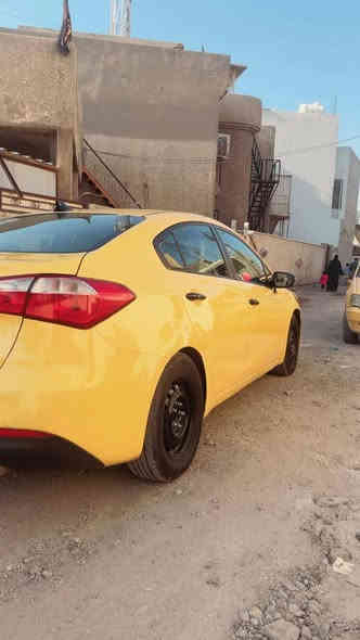 سلام عليكم فورتي موديل 16 حادث كما هو موضح في الصور ماشيه 150 مكينه 1800دوش سنويه ل27 مكان سياره بغداد  الامين ثانيه
سعر 115وبيه مجال بسيط
***********
