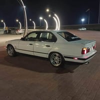 للبيع بي ام 91  525 مسكر عدل مكفول أصل وفصل  رقم بغداد انكليزي  بسمي  ...