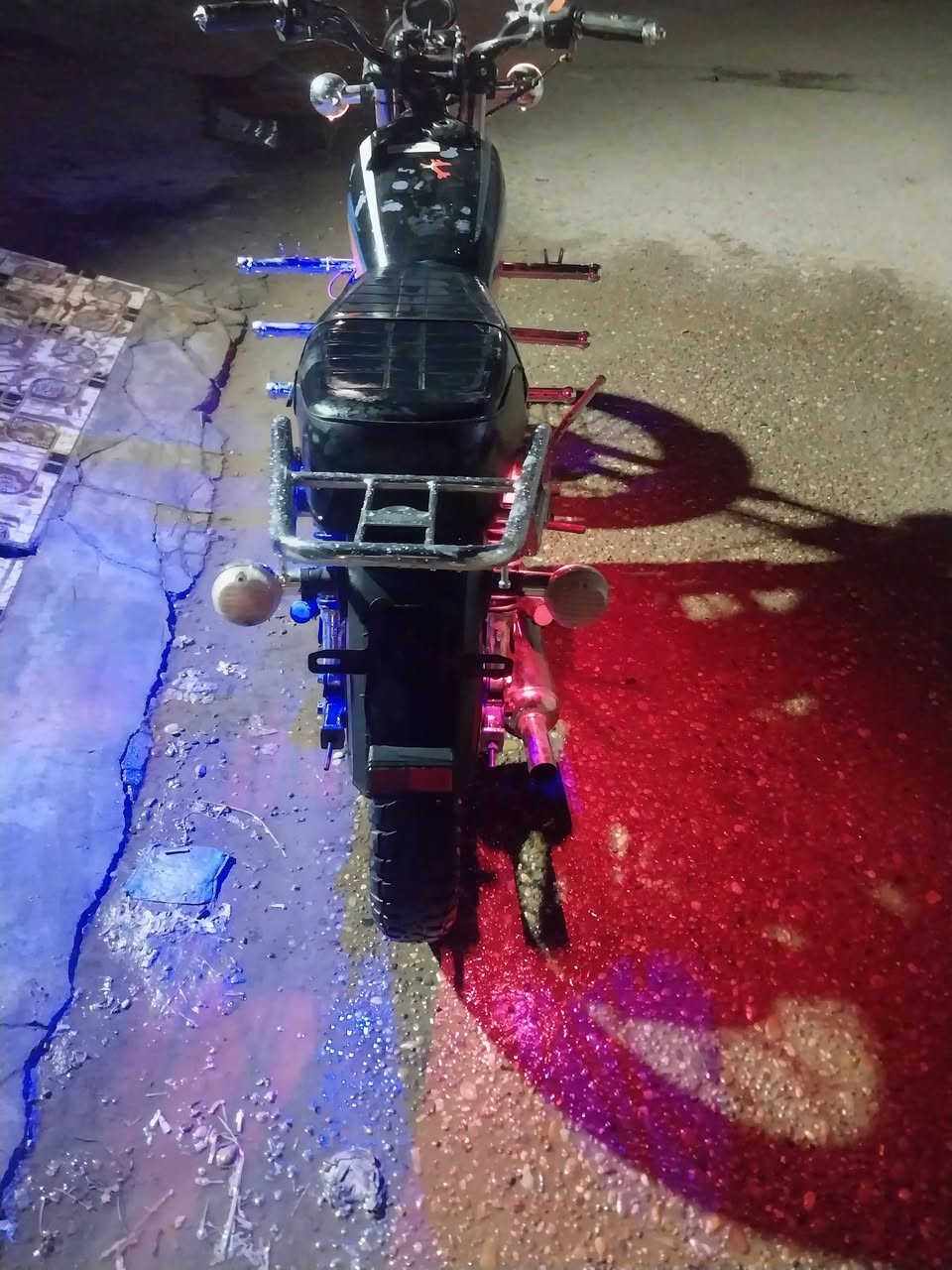 ماطور ساو 2019بس التانكي وصفاحيات ايراني ماطور كدام عينك النضافه كابريته ماكنيت لاستيكات ويل كتف جديد ابركات جديده مري جديد  لد مازده عالي سكن سلف باتري شخاطه كله جديد  دواسات جديد وره وكدام درع ايراني يدات كلج وبريك امامي شغال السعر 500وبي مجال العنوان بلد باب الخان 
رقم الهاتف ***********
