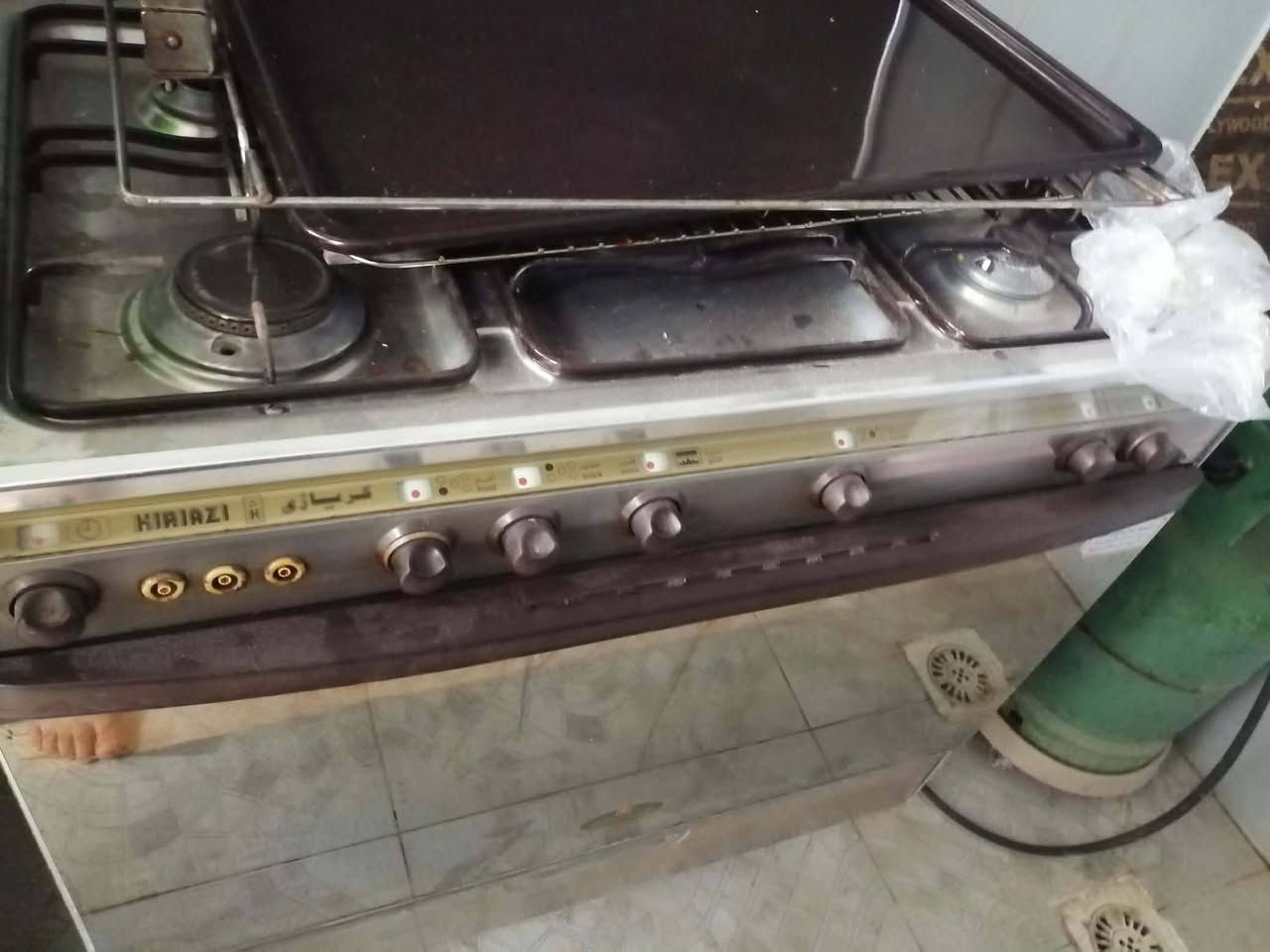 سلام عليكم  غراض منزليه للبيع
السعر 190 وبي مجال 
عنوان خانقين


**إذا كنت صاحب هذا الإعلان وتريد حذفه لأي سبب، رجاءا أرسل رسالة إلى الدعم الفني**
