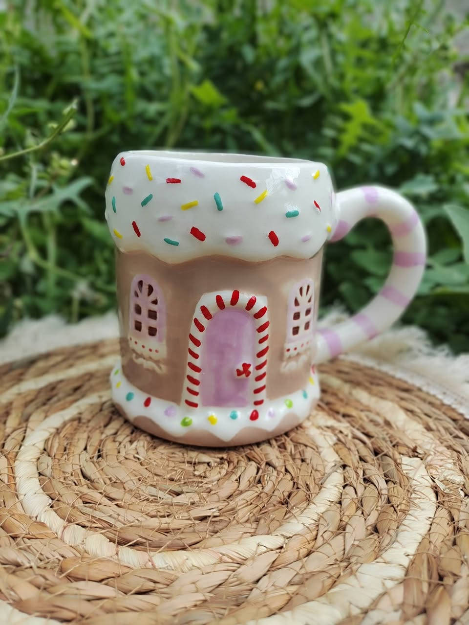 "للحظاتك المميزة، اختر لمستك الذهبية ✨
الاسعار مناسبه للجميع ✨

حتى تخلي بيتك مميز🤍
كل ما عليك ارسال رساله الينا💌
او عبر واتساب ***********
