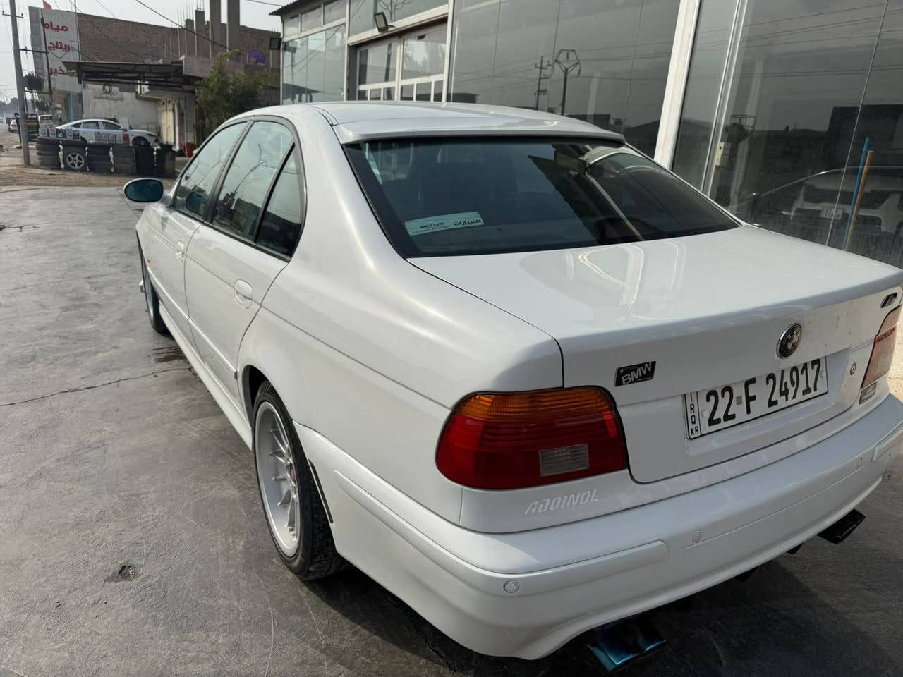 بي ام دبليو . e39.528.V6
موديل 2000 داينمو هوا. 

فول فول اوتو 
گير ثلث وضعيات قياده(عادي+سبورت s)
كشنات  m   
تحكمات ستيرن كروز سرعه  +مسجل 
مرايات قلاب كهرباء +سنترلك 
سلايت تحكم جام عند بعد تنزيل تصعيد 
صدر جديد تايرات مع وياله m بل كارتون
برده خلفيه كهرباء 
رقم اربيل دولي  
باسمي 
 رقم صاحب سيارة ***********
