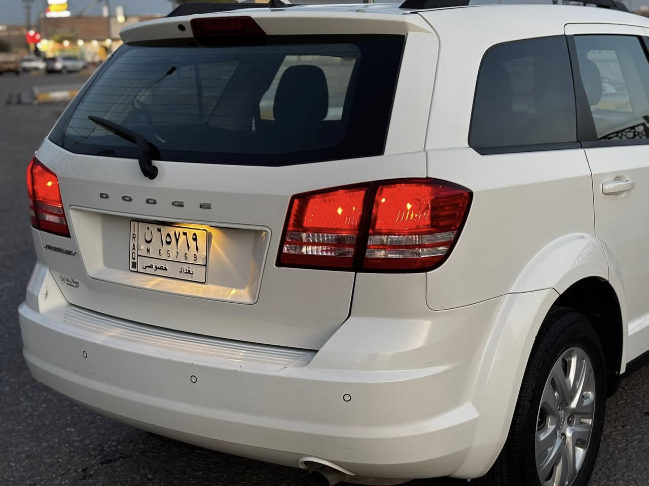 السلام عليكم
دوج جورني SE موديل 2020 لون ابيض رقم بغداد
وارد أمريكي محرك 4 سلندر 7 راكب تبريد قطعة واحدة
كاميرا خلفيه و حساسات 
مكينه و كير بلاديات و نعمة من الله 
باتري جديد و زوج تاير جديد و زوج نظيف
سپير ما نازل
حادث امريكا چاملغ و بنيد بدون شواصي وبدون لغد
ماشيه 61,000 ميل و قابل للزياده 
استعمال شخصي فقط و بأسمي السياره 
صور حادث امريكا مرفقه 
السعر 147 ورقة وبيها مجال مكان السيارة كربلاء 
***********
