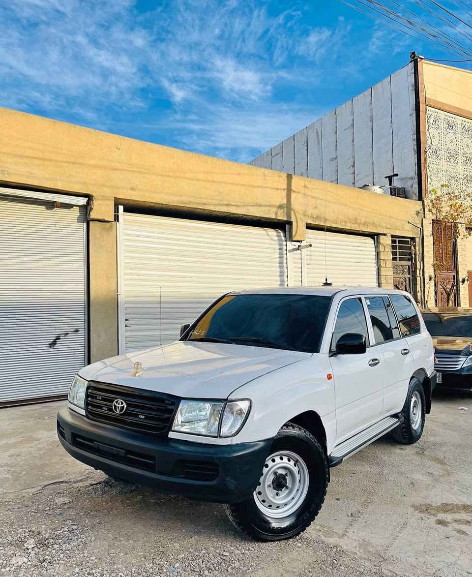 مؤنيكا ساغه علوجه  مؤديل ٢٠٠٤ تؤماتيك ده شبول به رز ده عمو ليدراوي هيج نييه په مپه له سه ر ساغه ي ١٨٠ هه زار رؤيشتوه سه يا ره كه سفر سفره جالو شوختي نييه گيرو مه كينه به شه رتي ١٠ وه ستا جركه ي تيدا نييه توندوتؤله هه موو گياني به شه رت سحري ٨٥ گه لاو مجاليكي برايانه  *********** السليمانية, العراق
