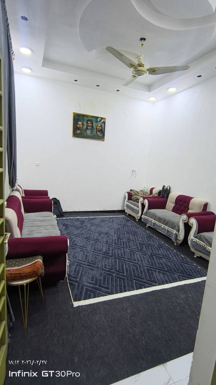 سلام عليكم نصف قطعة البيع مساحه 75 ركن مربع بنا جديد سعر 145 او بيه مجال قطاع 70 ***********
