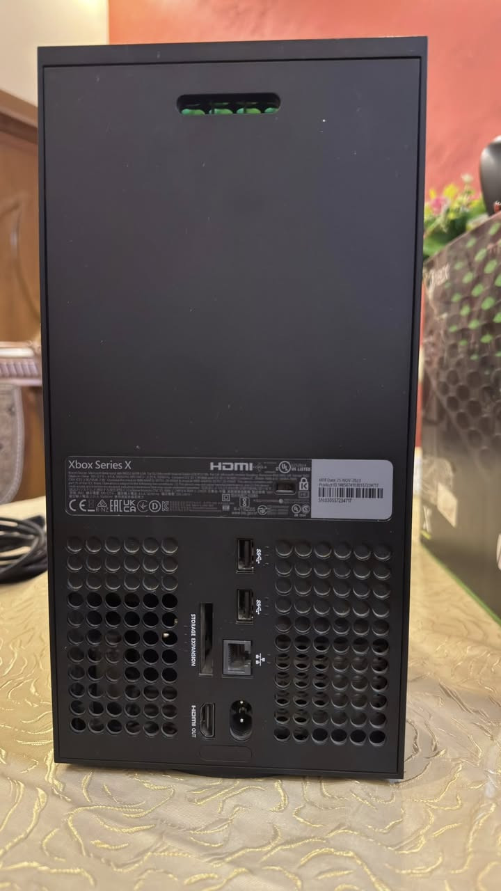 السلام عليكم 

اكس بوكس سيريس اكس ||          XBOX SERIES |X
1 تيرا 
اصدار 2023
الجهاز نضيف كلش ما مفتوح ولا داخل صيانة
كامل ملحقات
ويا بطارية اصلية 
و جوستك كيم سير كالد الاحترافي
الجوستك الاصلي نضيف و مابي اي خلل 
 
السعر مع الجوستك الاحترافي و البطارية 700 و بي مجال
العنوان بغداد سيدية 
رقم ***********
موجود واتساب
لا يوجد توصيل
