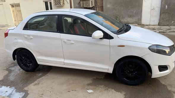 شيري فلاوين 2013 محرك بلادي زين حداديه زينه كير عادي زين كهربائيات كلها شغاله تايرات نضيف باتري جديد مصبوغه عام سياره حلوى ومرتبها مابيها نقص شغلات بسيطه السعر 17 (بدون راعي) شراي يتصل ويدلل ماعندي خاص 
مكان السياره الناصريه مدينه الصدر هاتف ***********
