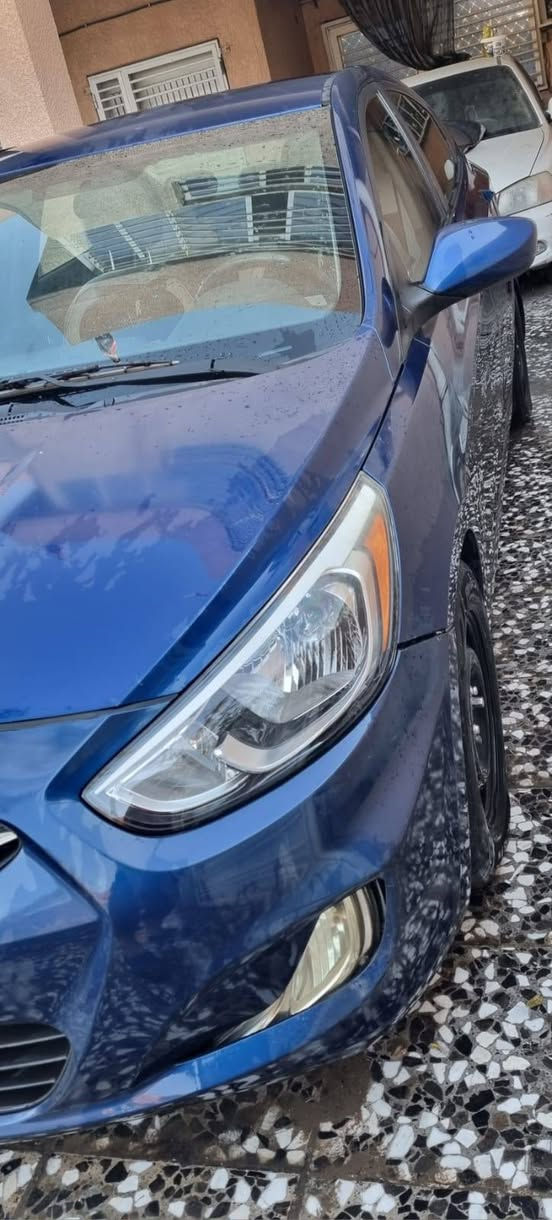 السلام عليكم
اكسنت 2017 وارد امريكي
ماشية 56mi  الف حقيقي حقيقي 
مكينة كير تبريد كفالة 
حادثها قبق جنطة وجاملغات خلفية بدون كص 
مواصفات اعتيادية 
مكينة 1600 
كير 6 نمر
Abs 
شاشة أندرويد 
السيارة بالبنوك 
السعر 88 ورقة وبيها مجال بسيط 
للتواصل ‎0770 783 6063 ابو سيف
