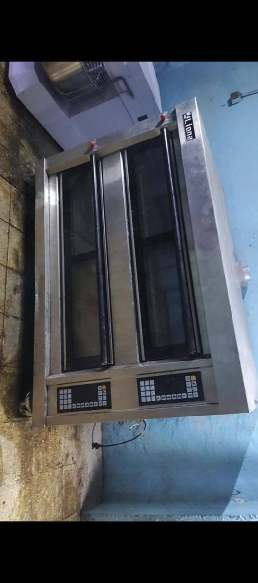 السلام عليكم
غراض افران للبيع
عجانة الماني 25 ك نوع لونا + فرن توماتيكي الماني لونا طابقين + شروحة صادة ومشبك

للأستفسار الاتصال ع رقم
***********
