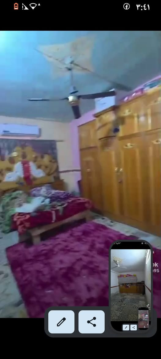 سلام عليكم بيت واقع حال في الحسينيه قرب التانكي بشاره قصابت البدوي بي قرفتين كبار ومطبخ وصاله كبيره وستقبال حوش حديقه كبار مساحته 400تقريب %18 وبي مجال ***********

