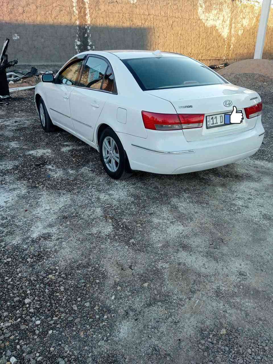 للبيع سوناتا مديل 2010مكفوله محرك وكير وتبريد وتخم تاير حداديه جديده ودوشمه كامله  للتواصل *********** السعر 105 وبيه مجال سياره رقم بغداد انكليزي تحويل ثاني يوم مكاني كربلاء حسينيه
