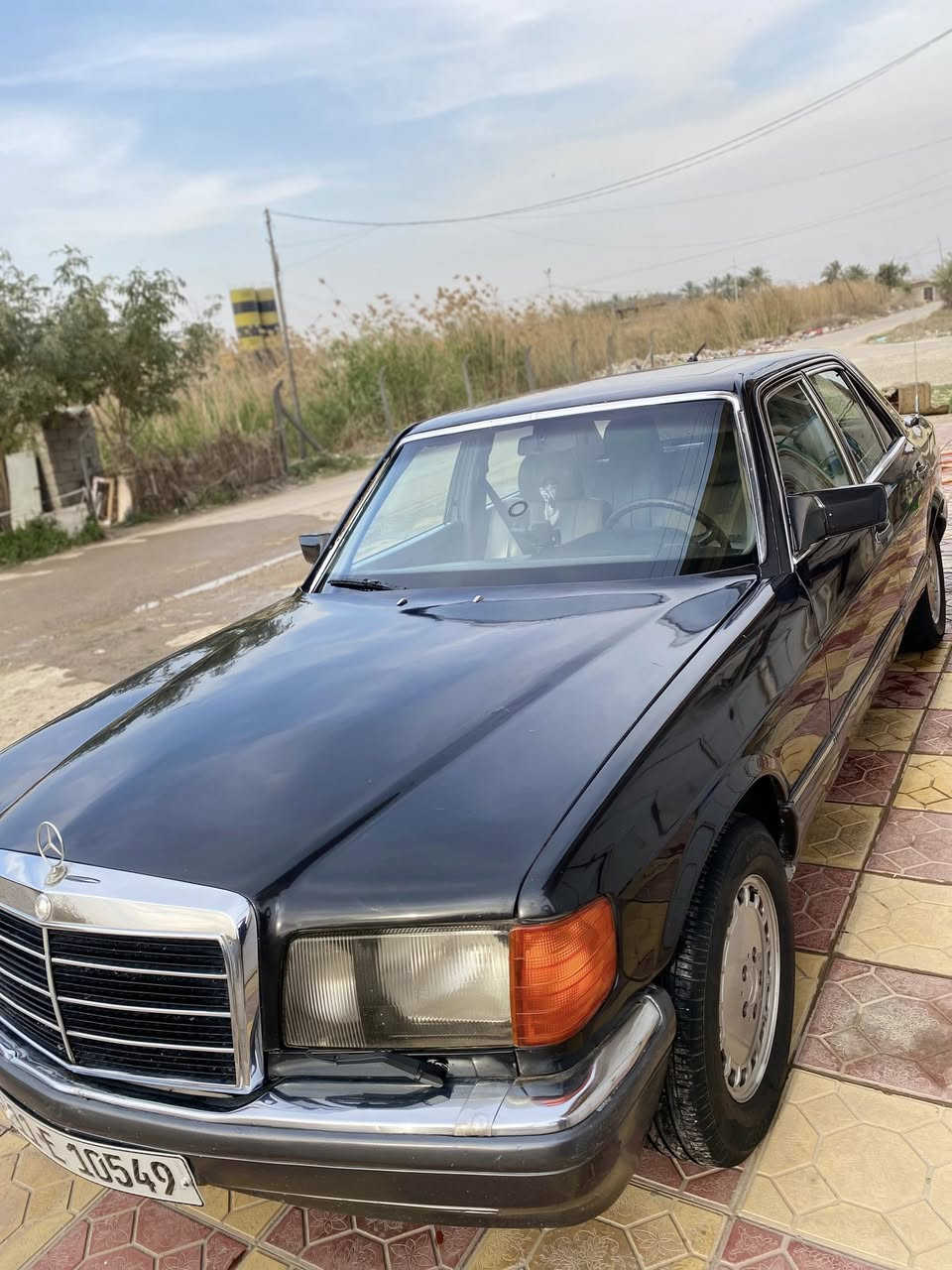 السلام عليكم 
مارسدس se 300 رأسي للبيع 
سعرها 58 وبيها مجال للطيبين 
مكانها بغداد الدوره 
رقم بغداد بسمي 
محور 3000 vvt
كير ومحرك خير من الله 
تبريد ثلج ❄️ 
داخلها جلد خير من الله 
صدرها خير من الله
لل استفسار اكثر ***********
***********
