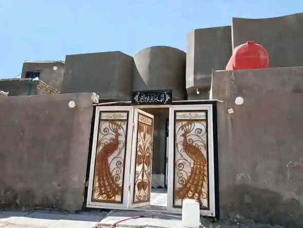 اعلان
 بيت  عند المعالي  زراعي مساحته ٢٠٠م بناء ٢٠١٩ كونكريت 
 يحتوي  ع غرفتين وصاله ومطبخ واستقبال وصحيات داخليه وخارجيه 
 بسعر 60 مع المجال 
 تفاصيل اكثر مراجعه مكتب الساعي للعقار 
او الاتصال برقم 
***********
***********
عنوان المكتب سايدين حي الشرطه مقابيل اسواق ريتاج
