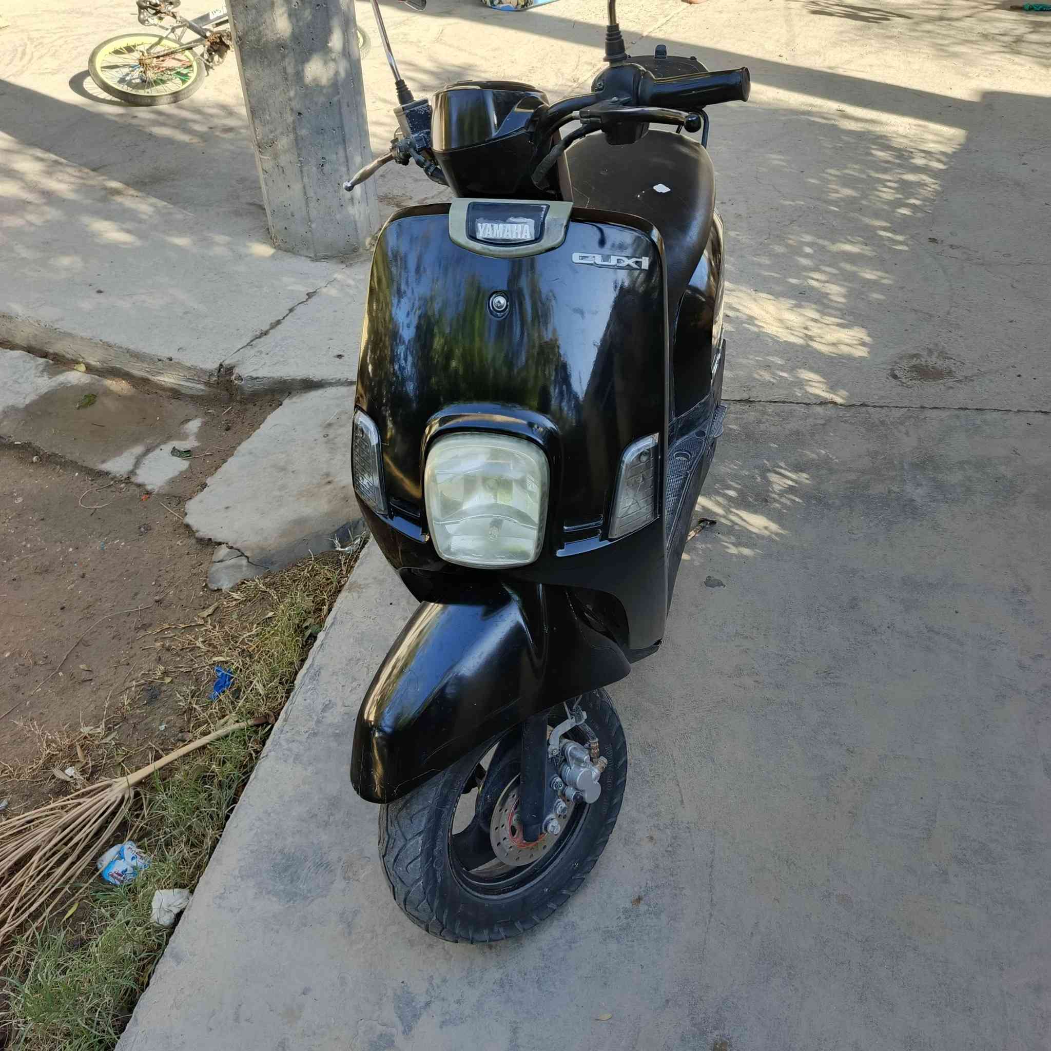 بوليس موديل 2009 بلاديه اي نقص مابيه 
شلعه ومعدل تخبل تعال افحص وشوف بعينك سعرهه ب 550 مكاني مسيب وخاص مفتوح ***********
