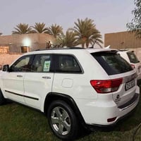 خواني جيب موديل ١٣ خليجي مال دكتور  سيالر  فول مواصفات  بنرامه بصمه فو...