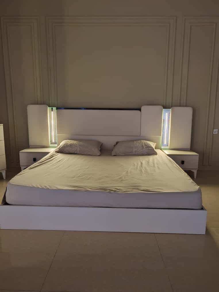 تم وصول*

*موديـل فـيروزه   5قطع* 

- سرير ثابت
- قياس الكنتور 220
- ارتفاع الكنتور 210
- ابواب المنيوم
- انـاره داخـل الكنتور
- داخـل الكنتور مجرات

*السعر (  775  الف*
شد نقل مجاني
للاستفسار علئ
*********** واتس
