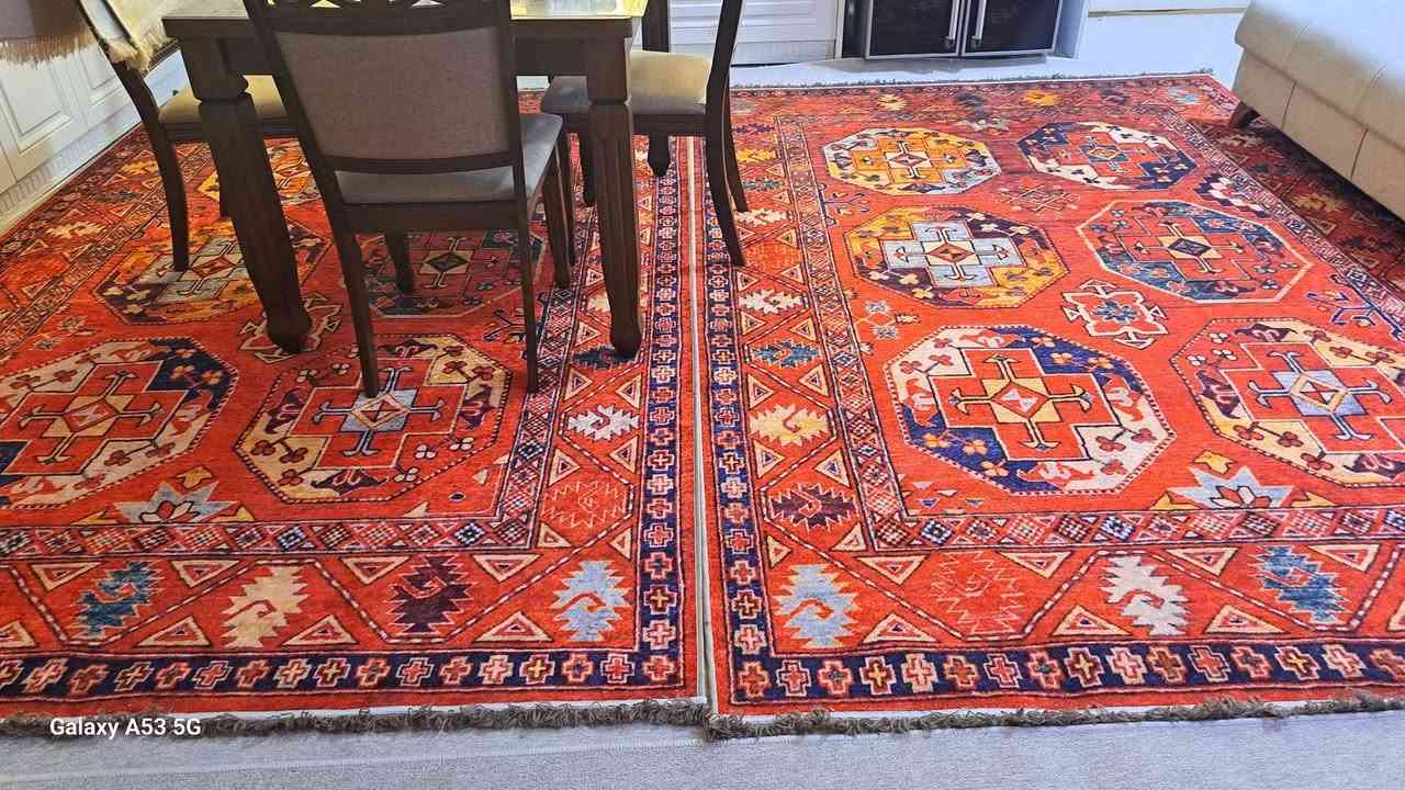 سلاو ئەم فەرشە بریلانتانە بۆ فرۆشتن زۆر تازەیە و کەم بەکار هاتوە
دوو دانەی ٢×٣
یەک دانەی ٣×٤
دانەیەکی خر بۆ مەتخەل
نرخی هەرچواری ١٥٠ هەزار و کەمؽک معامەلە
هەرکەس ویستی تؽل بۆ ئەم رەقەمە بکات
***********
شوؽن سلؽمانی
