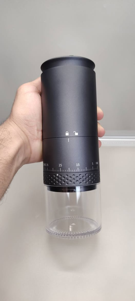 يا الله متوفر
طاحونة شحن فدشي روعه تطيك طحن جيد 
خاصة للv60
سعرها 18
بتشر 350  ml قياس داخلي
سعر 8


**إذا كنت صاحب هذا الإعلان وتريد حذفه لأي سبب، رجاءا أرسل رسالة إلى الدعم الفني**
