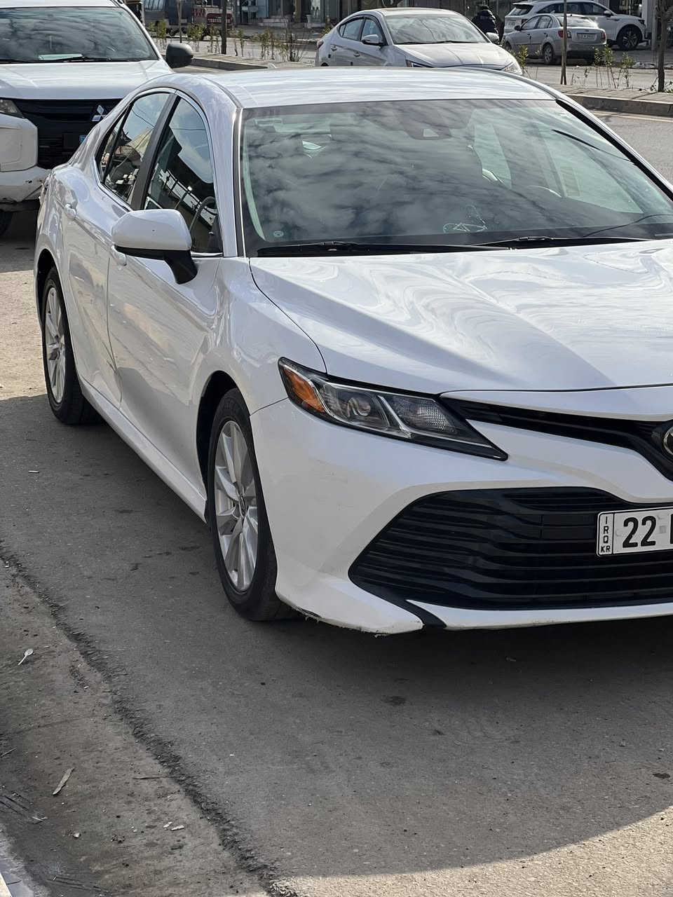 كامري 2020
صبغ جاملغ خلفي فقط ماشية 86 
السعر 192
***********
