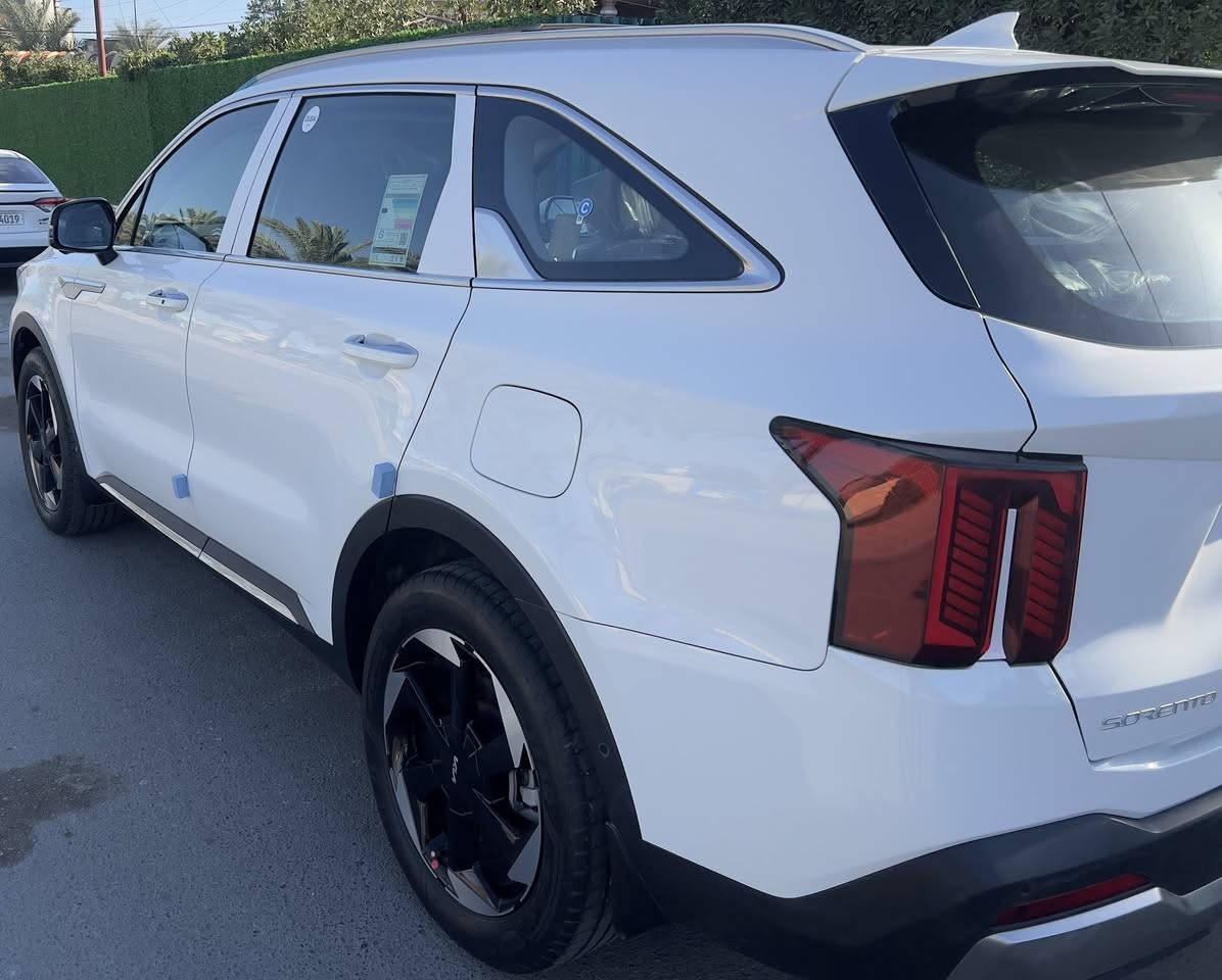 السلام عليكم 
سورنتو 2024 فول مواصفات اعلى فئه خليجي مكفوله كفاله عامه لا صبغ لا ضربه لا تبديل لا بارد لا شخوط لا رصعات ماشيه 31 الف رقم بغداد بأسمي مشروع وطني 
المواصفات 
بصمة 
فورويل 
5 كامرات 
كشنات جلد + تدفئة تبريد
كير ماوس
اوتو بريك 
هند بريك بصمه 
عداد دجتل 
اوتو هولد
كشنات كهرباء
مري شفط 
جنطة كهرباء 
شاشة جبيره
حساسات امامي خلفي
درايف مود 
6 سلندر 3500 
كير 8 نمر 
7 راكب
3 قطع تبريد
وبعد بيها هواي مواصفات 
السعر 338 ورقة وبيها مجال
الرقم *********** 
مكانها بغداد
