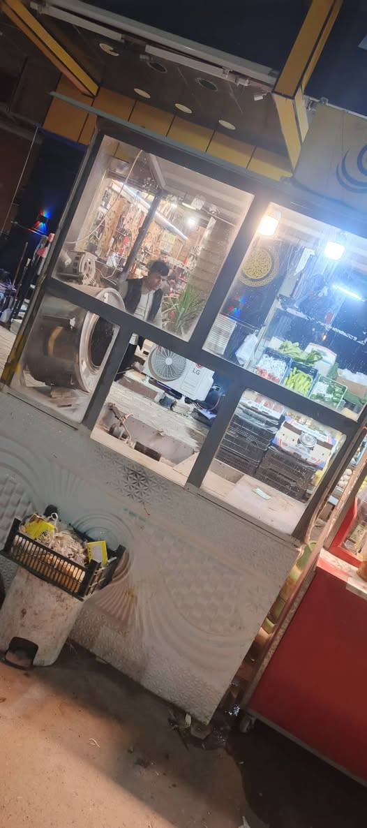 متاح للبيع شراي يتفضل خاص او تصال على رقم ***********
