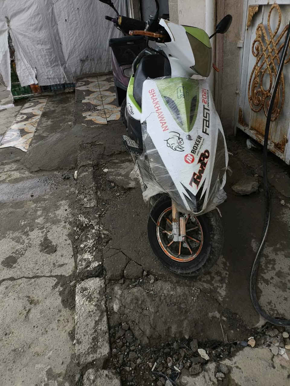 ماطور للبيع كلشي شغال ‏ ‏السعر على الخاص الرقم ***********
