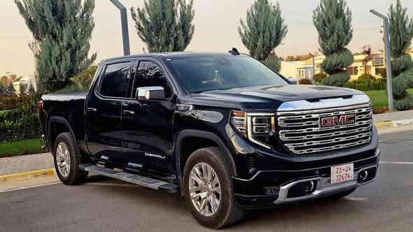 جی ئێمسی سێرا
مۆدێل ٢٠٢٤ 
مواسەفات دیناڵی 

کامێرا ٣٦٠ / کوشن جلد / کوشن خەزن / کوشن ساردو گەرم / کوشن هەزە / راداری ٣٦٠ / دەبل ئەکسل 
زۆر مواسەفاتی تر تەنها سلایت و دۆسە کارەبای نیە 
تەنها یەک پەڵە بۆیاخی ئێرباگی سوکانی و شان تەقیوە گۆڕاوە بە بیلادی ٢٧٠٠٠ مایل ڕۆشتوە 
سعر ٤٤٠ 
***********
