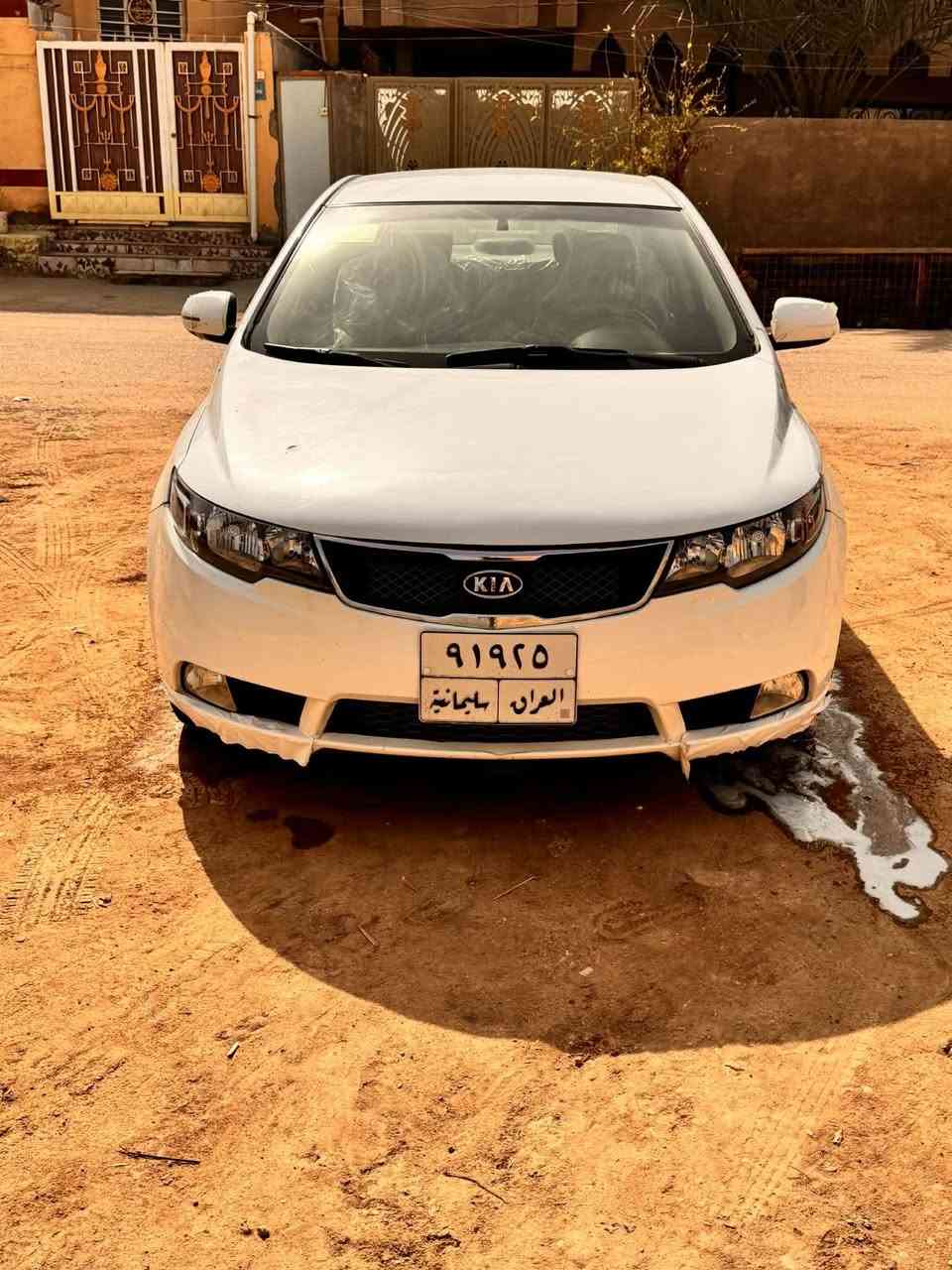 السلام عليكم
سيراتو خليجي مكينه 1600.جديده السياره بيها قطعتين. شي بسيط  حافت البنيد  وشوه بجامغ الخلفي بدون حار.  مكينه وكير وتبريد وغرفه وداخل كله مضبوط    ملاحظه السياره رقم سليمانيه سنويه جديده الزغير ماساقطه راعيها ميت اكرر راعيها. ميت.   مكفوله من غرامات  صافيه بس راعيها متوفي 
مراوس حسب القناعه. السعر 79
مكاني بابل 
***********
