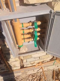 تم بحمد لله تأسيس منزل ماء ومجاري في المرحله النهائيه نظام عمل بطاريه ...