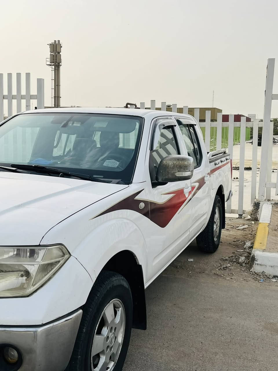 سلام عليكم بيكب نيفاره 2008 مكينه كير كفاله محرك بطه شغل وطلع ترايك لدهوك بسمي ب٩٠ وبيها مجال للشراي يدلل ***********❤️❤️❤️
