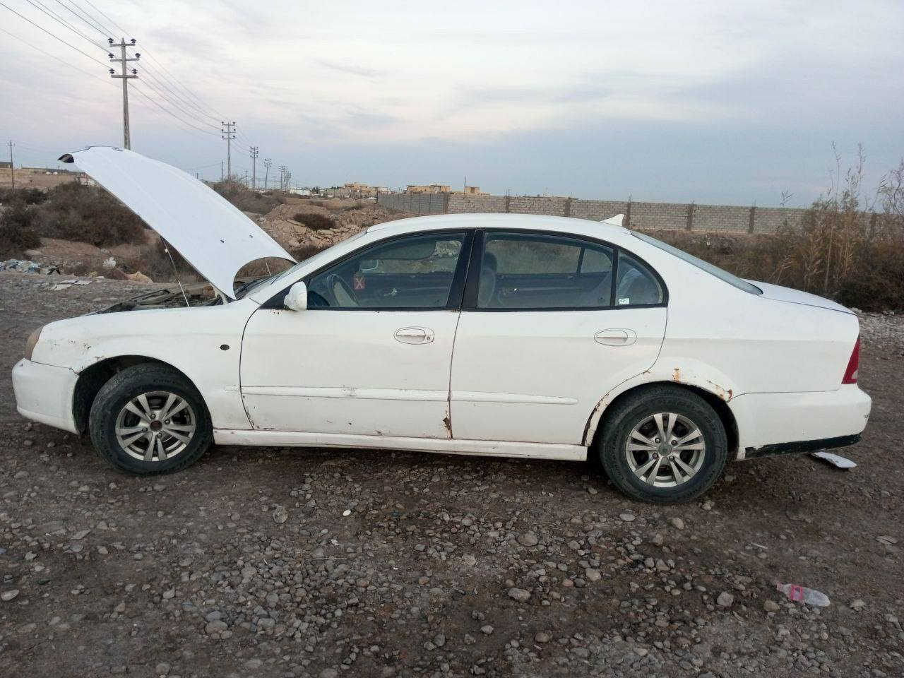 السلام عليكم للبيع
سياره دايو ماكنوس 2004 
محرك كورلا 1800 بسمي
ذي قار سوق الشيوخ
 رقم دولي بغداد سعر 28 وبيه مجال بصيط ***********
