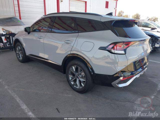 سلام عليكم 
2024 KIA SPORTAGE SX
ماشيه  23014m 
حالين السياره بألطريق بألبصره 
السعر 19500$
بعد اسبوع وتوصل  للاستفسار حيدر العبودي ***********
