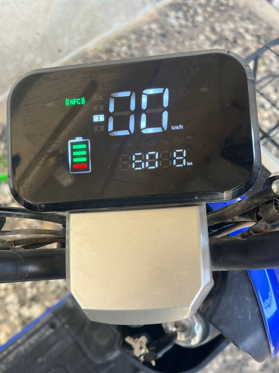 السلام عليكم دراجة شحن للبيع R9 موديل 2025  جديد مستعمل قليل كلش ما بي أي نقص تعال افحص و شوف بعينك
مفول من كلشي ما متواجد ع الفيس هذا رقمي ***********
