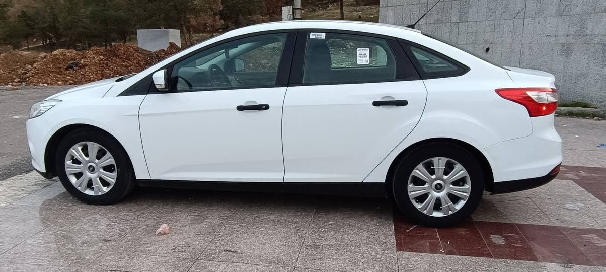 فۆرد فۆکس مودیل 2012 سەنەوی تازەیە بێ بۆیاخ گیرو مەکینەی بەشەرت هەموو شتێکی لەسەر دەقی شەریکەیە دوو جام کارەبایی قفڵ مەرکەزی ئاوێنە کەرەبایی سویچ کۆنترۆڵ مەکینە شانزە مرغوب تەحویل و غرامە بە شەرت سعر 85$معامەلە (***********)(*********** رانية, السليمانية
