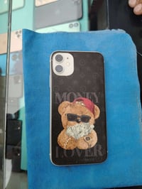 آيفون ١١ • ذاكرة ١٢٨ • بطارية ٩٤