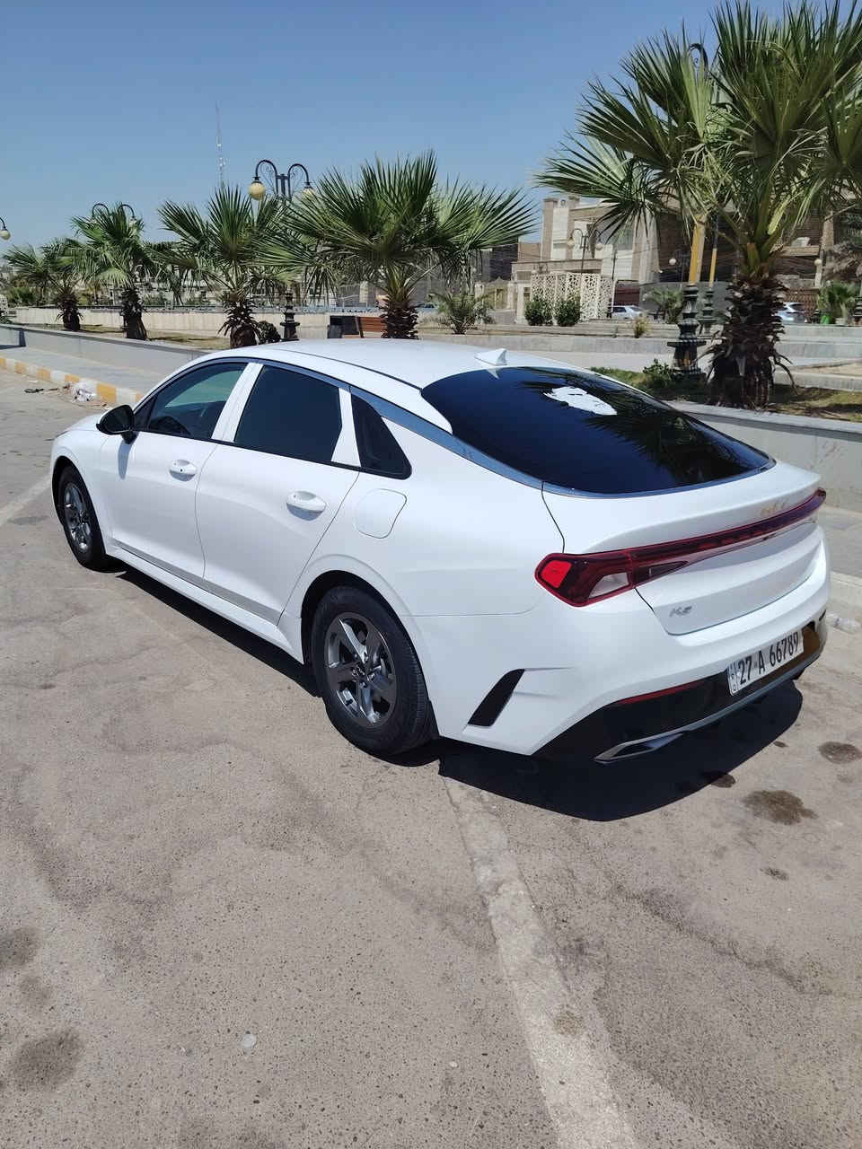 سلام عليكم سياره كي فايف موديل 2022 للبيغ مكاني ناصريه مركز لون ابيض معوعين عندي وكاله عامه راعيهه بل دوايه تفاصيل أكثر اتصل *********** سعر( 170)
