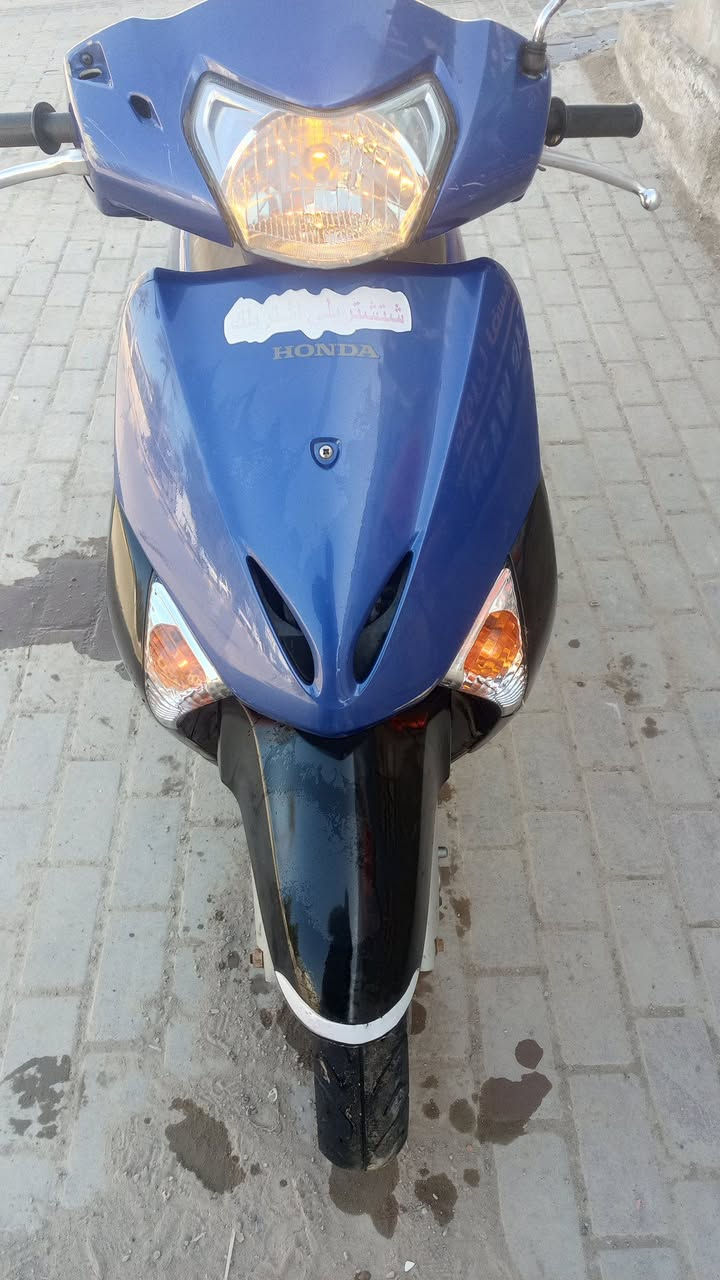 ليدي حديث البيع كلشي شغال ماعيزهه شي مكينه عل بلادي شركه وفحص وشوف بسعر مناسب لشراي رقم الهاتف ***********
