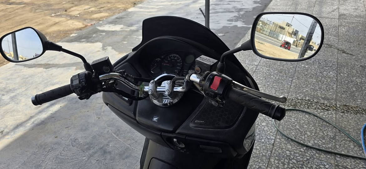 سلام عليكم فورزه 8/0 /6كير /3تحؤيلات   استاند حساس 
كهربايات كيجات كلهه شغاله 
لون مميز بلاد دراجه نضافه فؤل 
اؤراق كامله  تخم تاير جديد طستهه ناعمه 
 دراجه مكفؤله  كلهه  شلعه ؤمعدل ماتصرف علية مكانهه بغداد شراي اتصل عرقم ؤتدلل رقمي ***********
