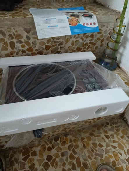 طباخ كهربائي للبيع من هذا الالماني الاصلي والسعر كلش مناسب السعر 27 الف مكاني موصل حي سومر هذا الرقم اذا ما حصلتني على الرقم تعال خاص. 0788 681 0705
