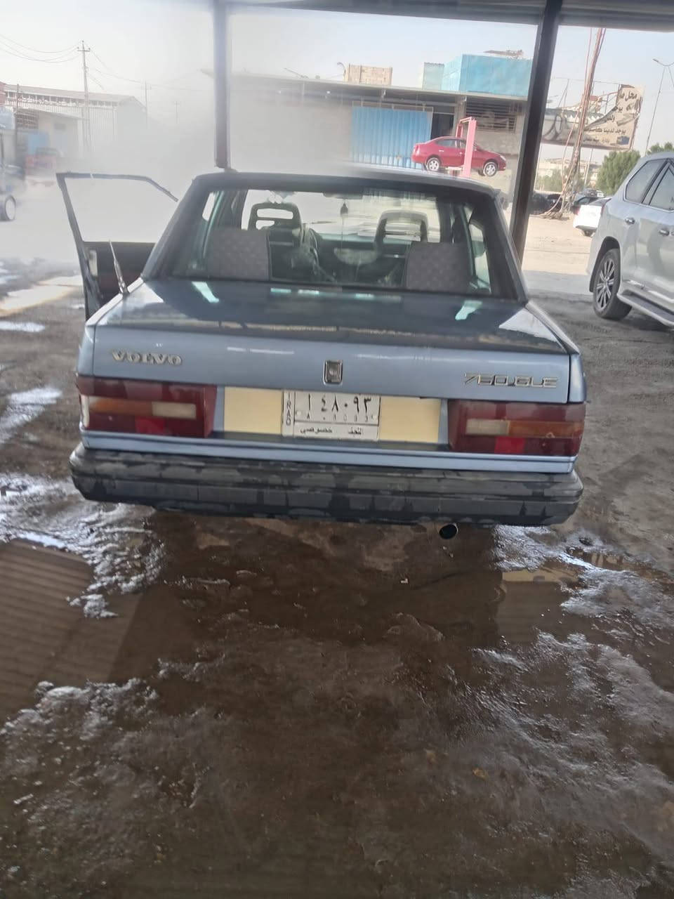 السلام عليكم فالفو للبيع موديل 88 نضيفه كير ومكينه ونجي مكفولات تخم تاير جديد كهربائيات كلها شغاله رقم نجف الماني راعيها موجود بلكوفه شرط تاخذهه اقابلك ويه راعيها بيع مستعجل عندي عمليه ومحتاج سعر 35 وبيها مجال هذا رقمي *********** بي واتساب
