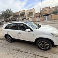 سورنتو 2015 مصنعه نهاية ال2014 خليجي 6سلندر  كشنات جلد  نظام ايرباك او...