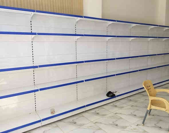 معرض عباس المهداوي بيع وشراء        الرفوف المستعمل والجديد  جمله مفرد        صناعه تركي
   الفرع الاول_بغداد مخزن 
الفرع الثاني كربلاء  حي التحدي    ***********
 الشارع الفاصيل بين الجاهز والتحدي
مجاور صيدليه التحدي    ***********
جمله مفرد  توصيل جميع المحافضات
الجديد 
الدكسن ٤٠ الف توصيل مجاني 
المخزني ٩٠ الف توصيل مجاني 
الوسطي متر ١٢٥ الف توصيل مجاني 
الجانبي متر ١٠٠ الف توصيل مجاني 
المستخدم 
الدكسن ٣٠ الف 
المخزني ٦٠ الف
الوسطي متر ٩٠ الف
الجانبي متر ٩٠ الف 
جانبي ايراني متر ٧٥ الف 
توصيل موجود 
متوفر جمله
