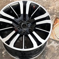 زوج ويل رانج حجم 20للبيع واتساب 07747550394