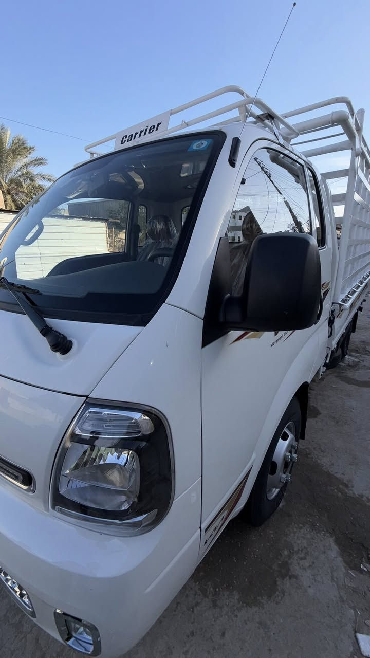 سلام عليكم 
للبيع كيا فحل 2024 بشهر 12 شتريتهه رقم بغداد مشروع وطني 
سياره زيرو ماماشيه  ولا مشتغله ابد بعدهي ع وضعيه الشركه سبيرهه بعده منازل ولا طاخ الكاع 
سياره مصروف عليهه هواي وكامله للاخير محجر بوري سيبايه تغليف بدي دوشمه تنته وارضيه رقم انكليزي بسمي متصرف عليهه ربع دينال للستفسار *********** مكاني بغداد العبيدي
