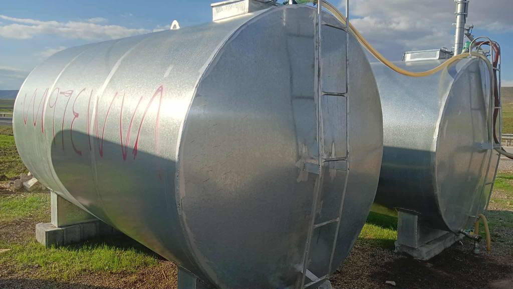 ســئ تـانکی بەردەستە. 
بــــەڪارنەهاتوون. 
دوانیان 15 هەزارین. 
دانەیەکیشیان 10 هەزاری. 
خۆم داونم بەکرد؟ موادی گەڵبەنایزە باشترین پلێتە.  شـــوێن  سەیدسادق 

***********
*********** السليمانية, العراق
