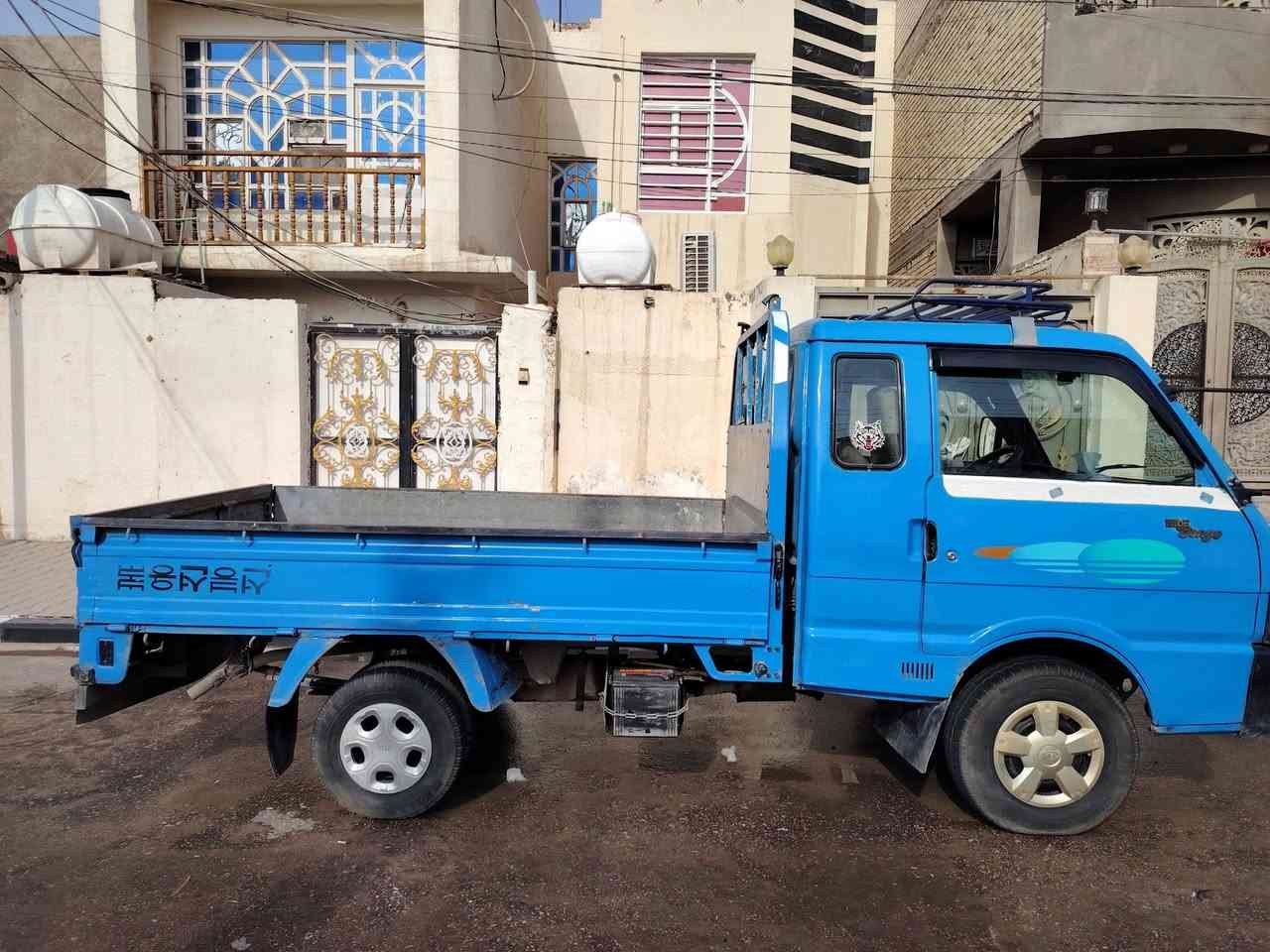 للبيع كيا حمل موديل 94 رقم نجف انكليزي سنوية هسه طالعه لحد 2030  كير ومحرك واكسل وباور كله نظيف ومعاملتهه بعدهه جديده من فحص وهزه وضريبة يعني اللي يشتري كبل بس يبصم ويدفع رسم ويستلم سنويه بأسمه السعر 57 $ وهذا رقمي ***********
