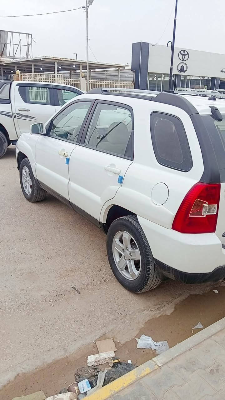 السلام عليكم كيا سبورتج خليجي موديل ٢٠٠٩ السياره كفاله عل سونار مرفق بالمنشور فول مواصفات محرك كير تبريد تخم تاير جاهزه للأخير سنويه ٢٠٣٠ السعر ١٢٧ وبيه مجال للبيع أو مراوس ***********
