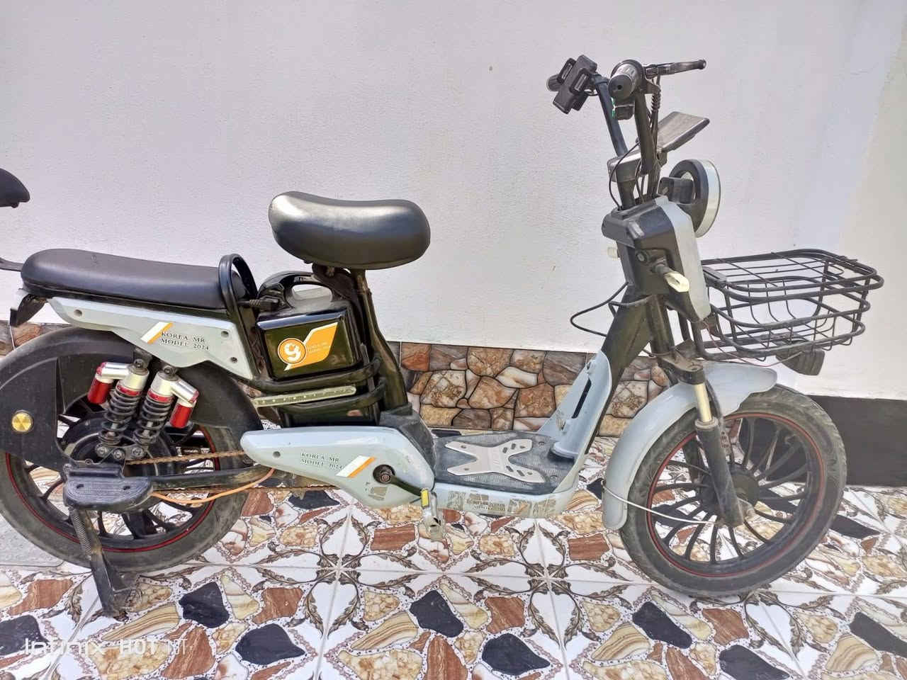 السلام عليكم
شباب ماطور للبيع نضيف گدامگ گلشيء واضح اي استفسار تعال عل خاص 
هذه رقمي ***********
